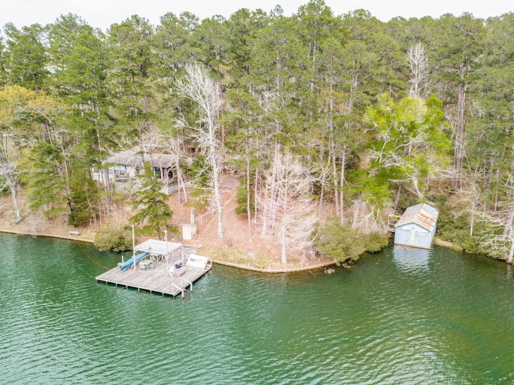27 & 28 Private Road 7332 Property Photo