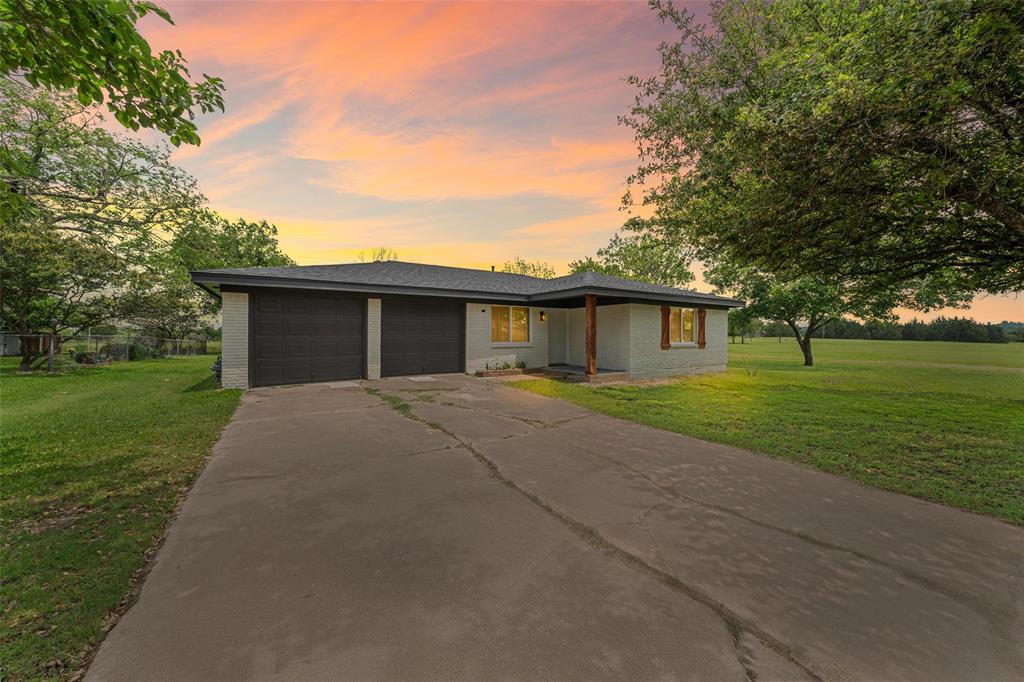 527 Dison Drive Property Photo