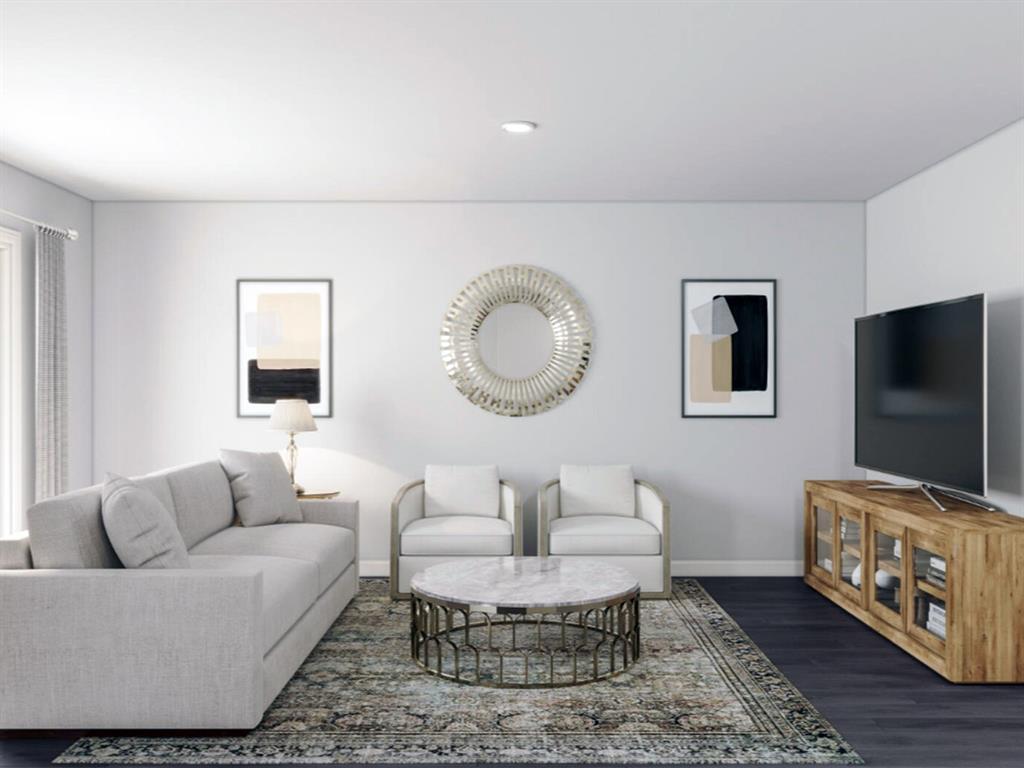 524 Lens Street Property Photo 1