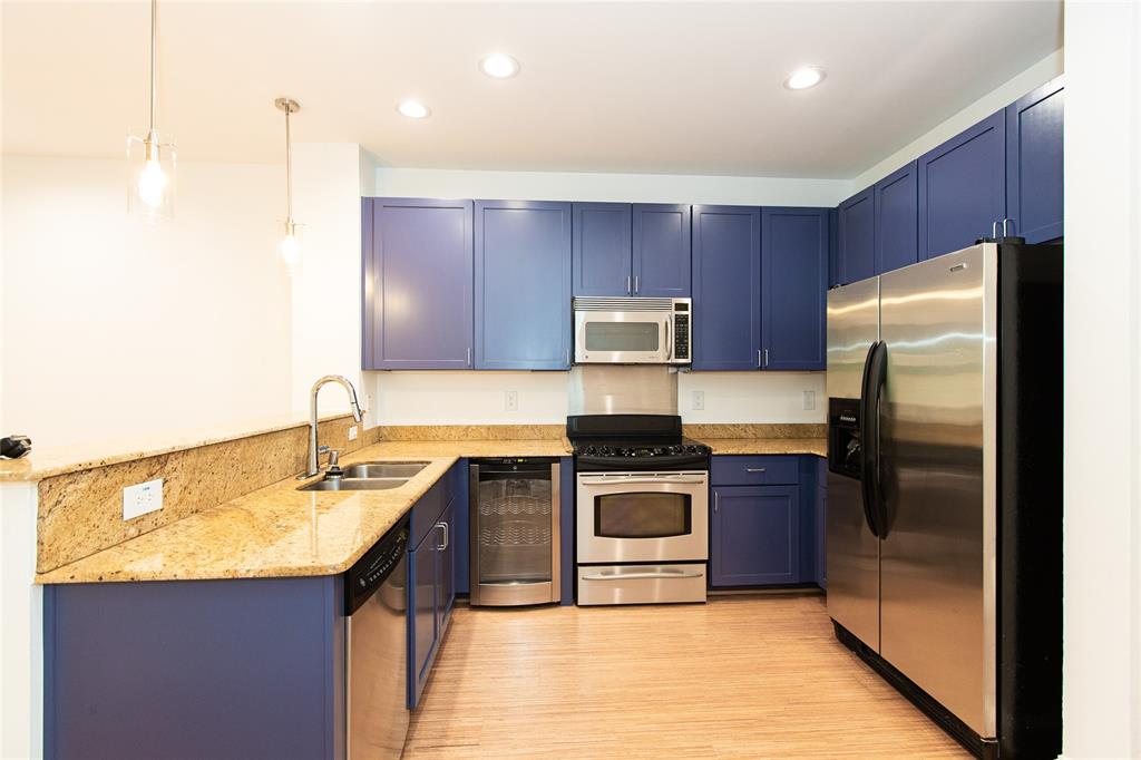 4122 Avondale Avenue Property Photo