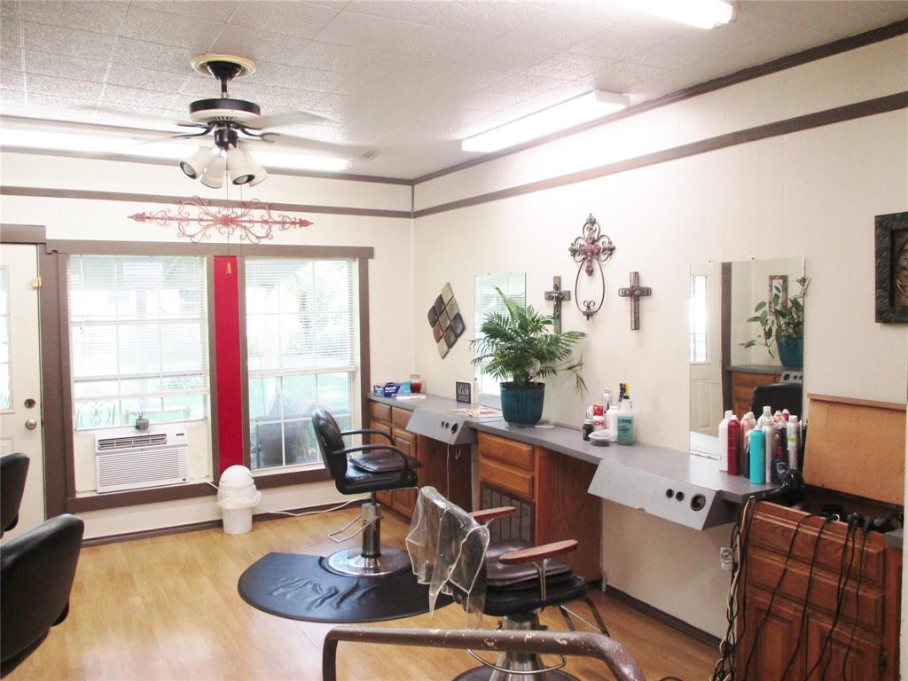 103 E Denison Avenue Property Photo 12