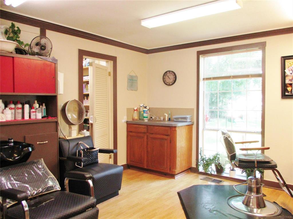 103 E Denison Avenue Property Photo 15