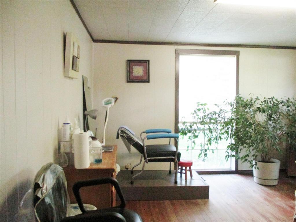 103 E Denison Avenue Property Photo 18