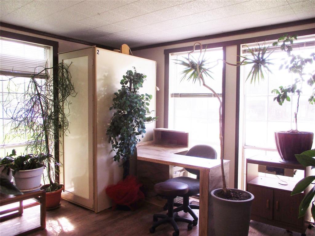 103 E Denison Avenue Property Photo 24