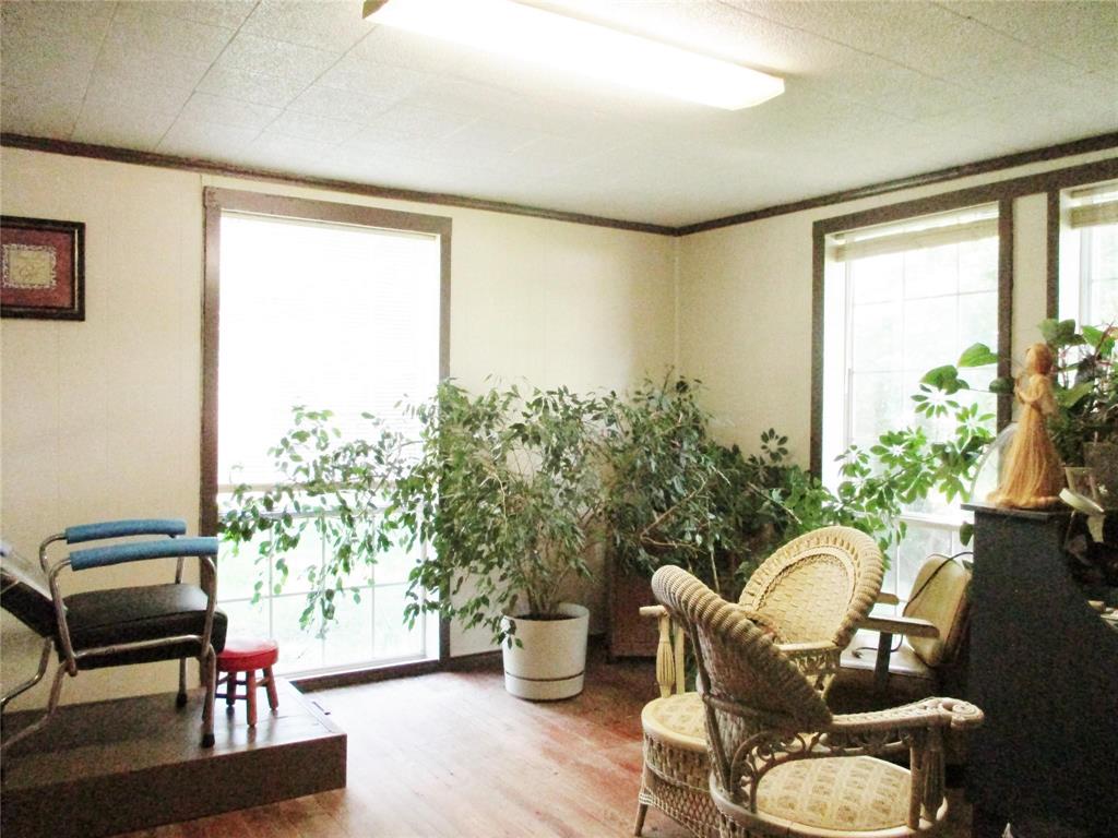 103 E Denison Avenue Property Photo 26