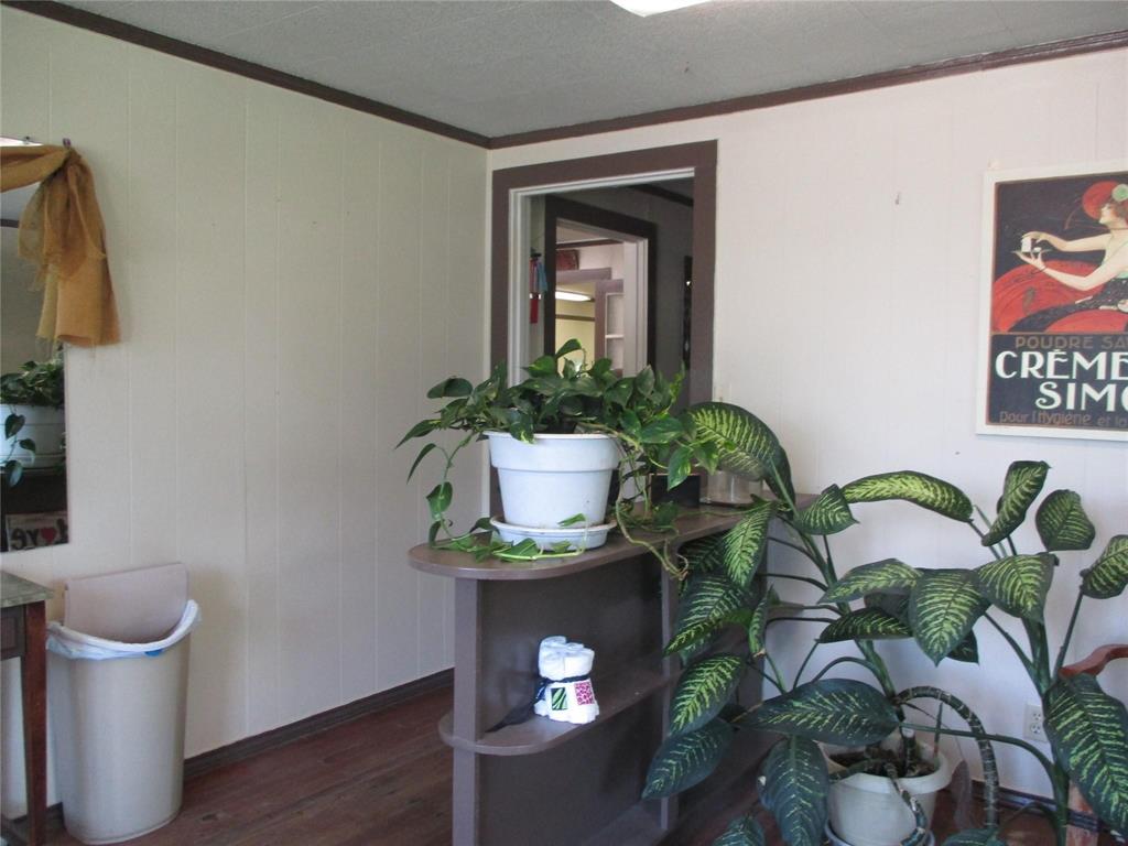 103 E Denison Avenue Property Photo 29