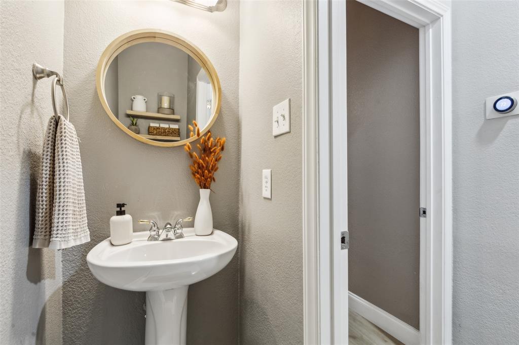 5213 Evening Sun Drive Property Photo 10