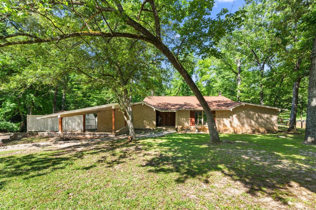 102 Berkley Drive Property Photo