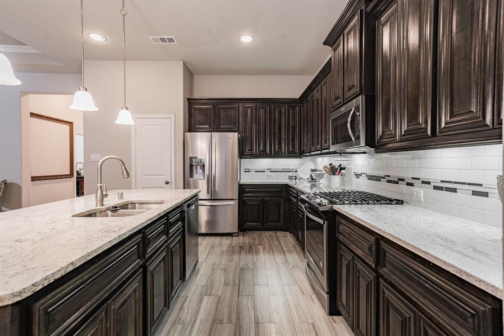 1816 Doves Landing Lane Property Photo