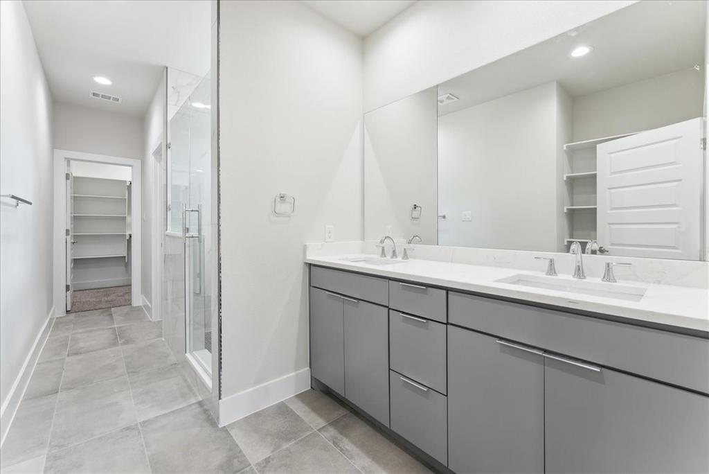 1903 Varsity Drive Property Photo 14