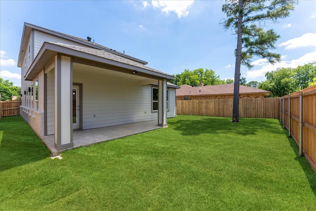 1903 Varsity Drive Property Photo 24