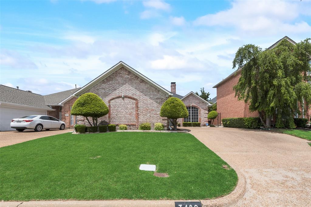 3482 Forest Hills Circle Property Photo 1