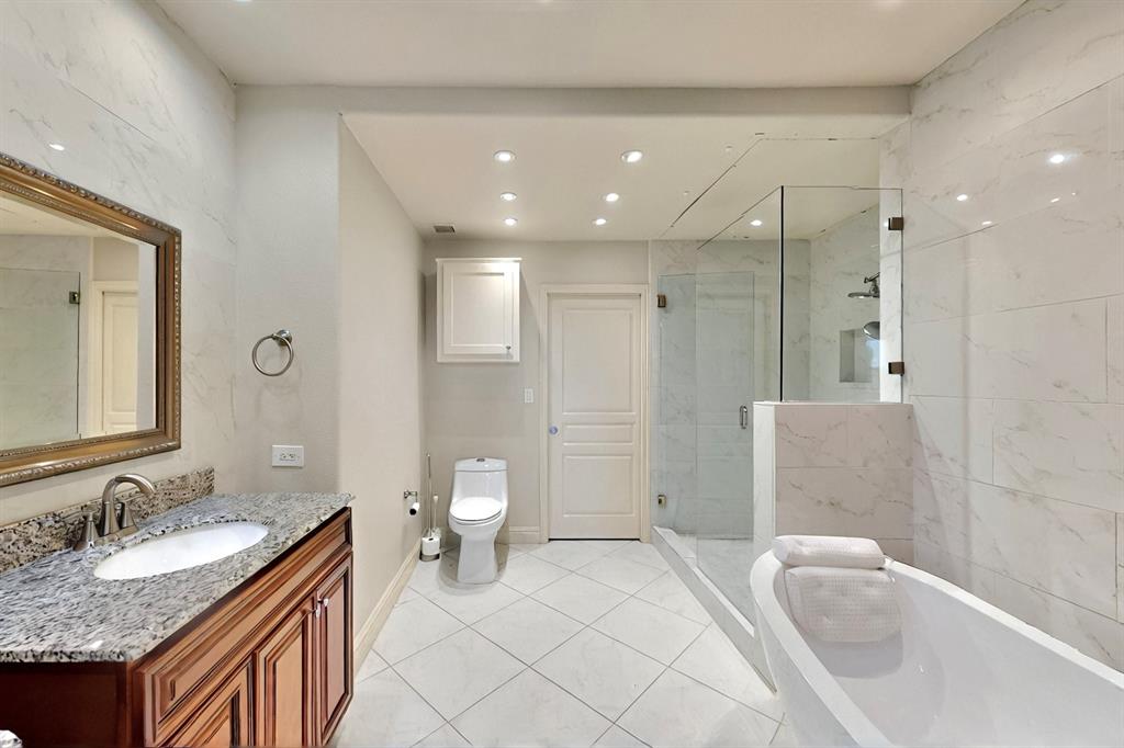 330 Las Colinas Boulevard 602 Property Photo 13