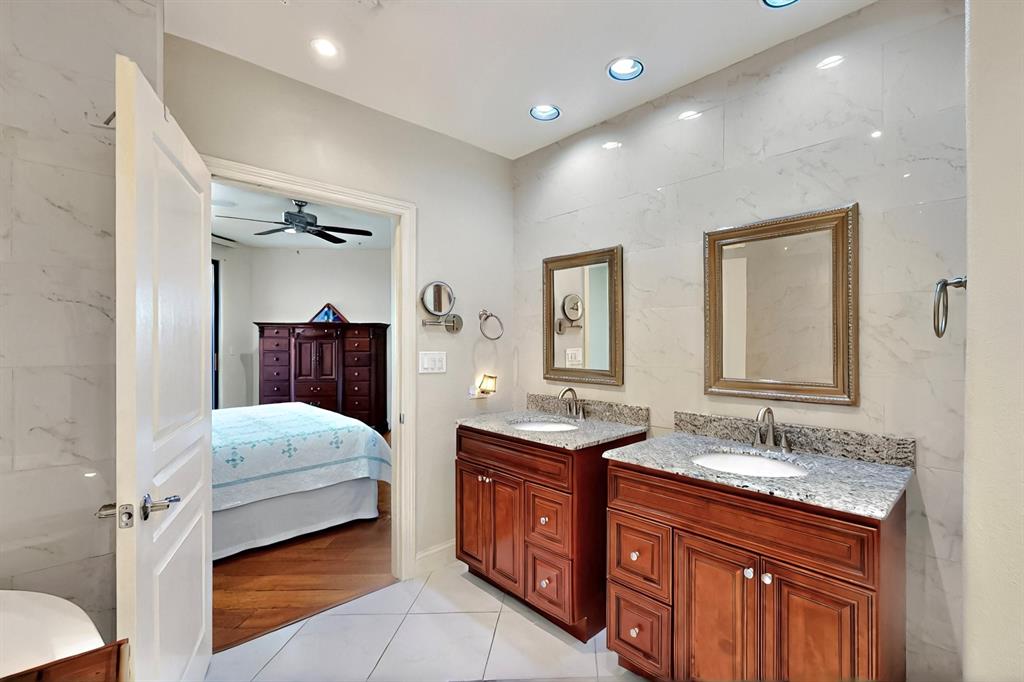 330 Las Colinas Boulevard 602 Property Photo 16