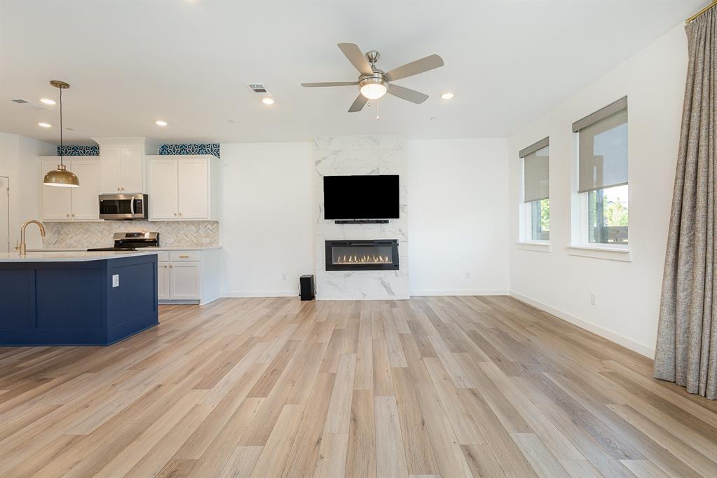 913 Emerling Drive Property Photo 11