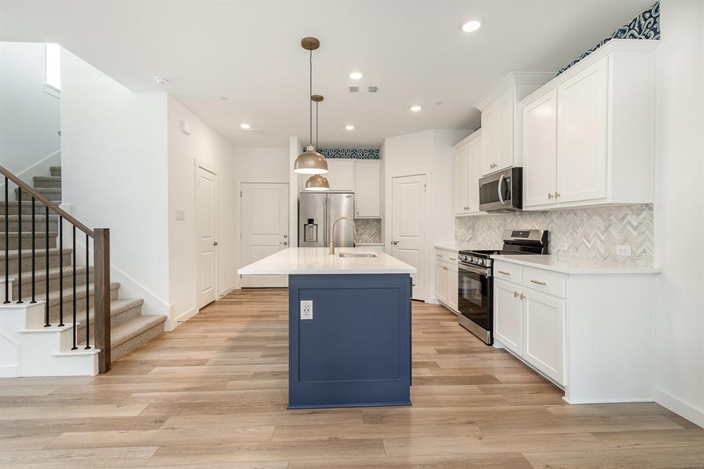 913 Emerling Drive Property Photo 15