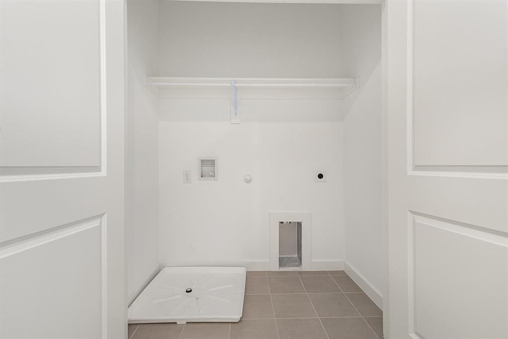 913 Emerling Drive Property Photo 35