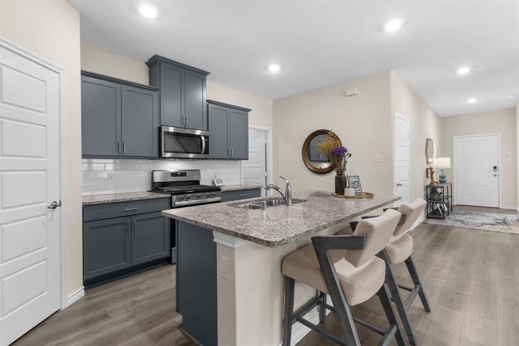 1304 Villalonga Drive Property Photo 19