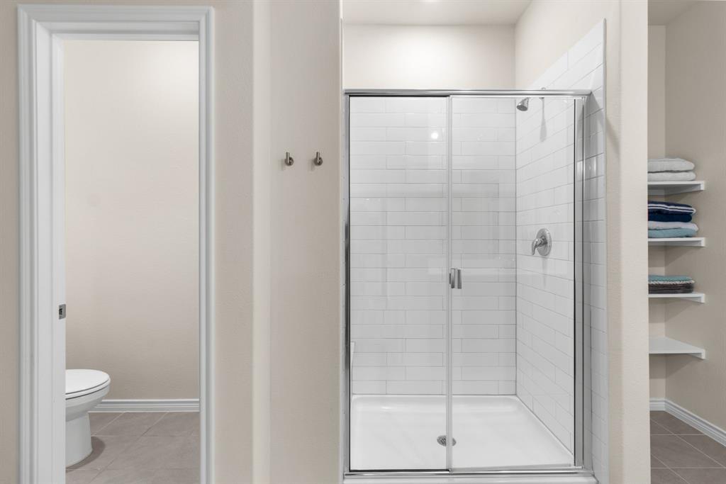 1304 Villalonga Drive Property Photo 22
