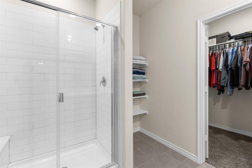 1304 Villalonga Drive Property Photo 23