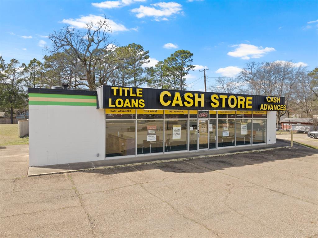3725 N State Line Avenue Property Photo 1