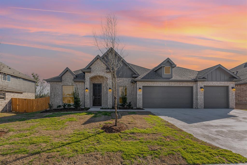 620 Alaina Drive Property Photo 1