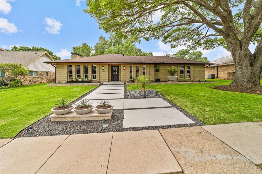 2500 Mollimar Drive Property Photo 1