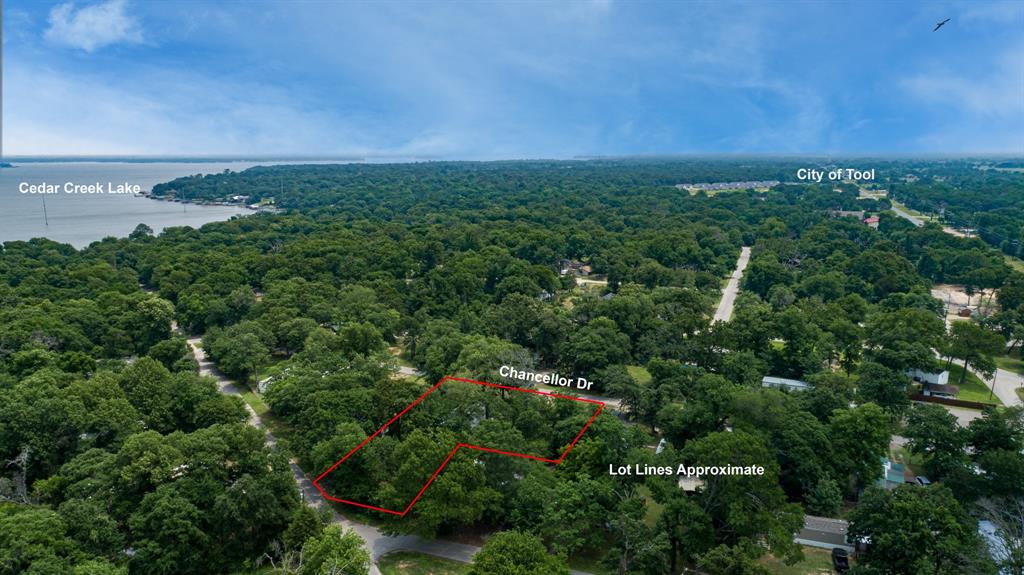 1023 Chancellor Drive Property Photo