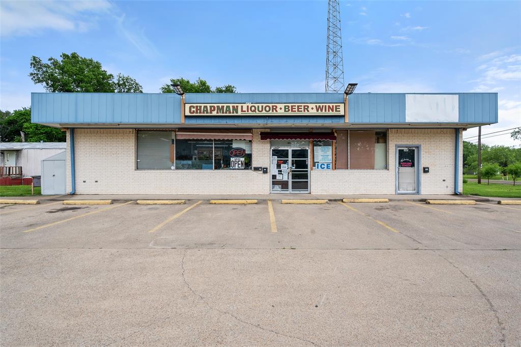 105 N Austin Avenue Property Photo
