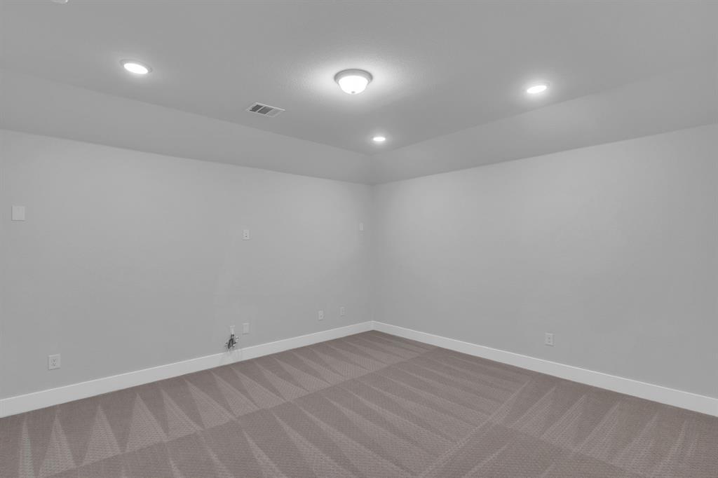 1909 Comanche Drive Property Photo 22