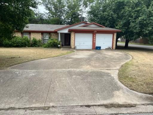 1600 Briar Run Property Photo