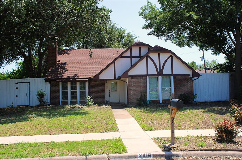 2416 Majestic Drive Property Photo 1