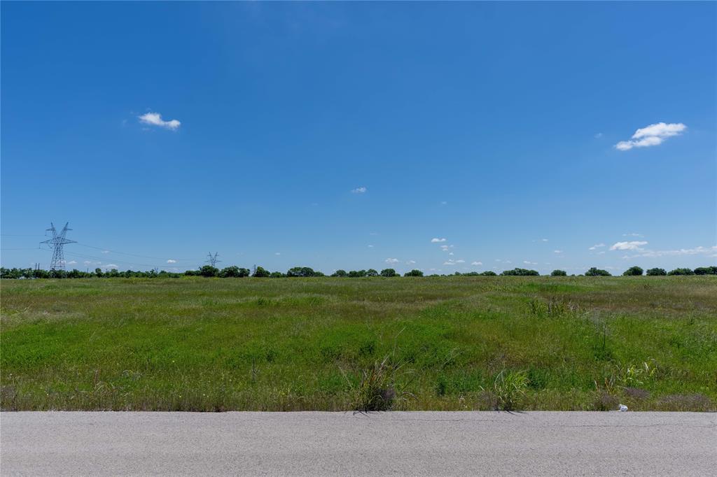 7257 Tom Trail Property Photo 5