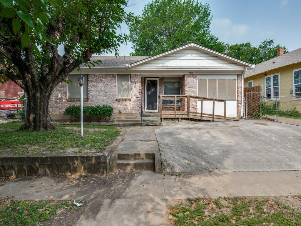 2203 Gould Avenue Property Photo