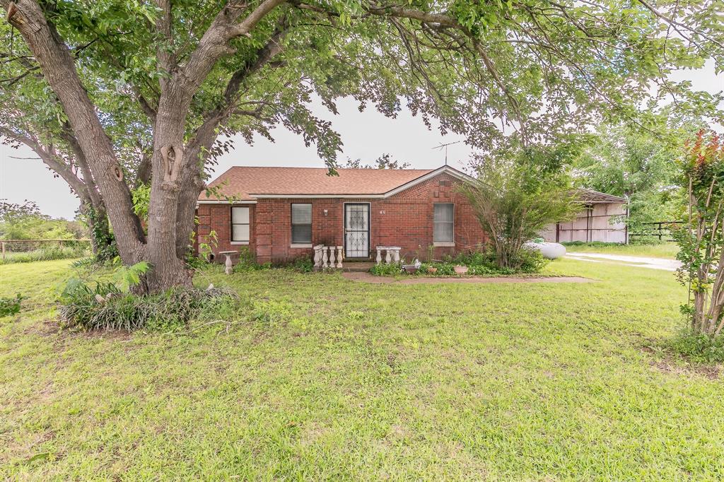 109 Honeysuckle Property Photo