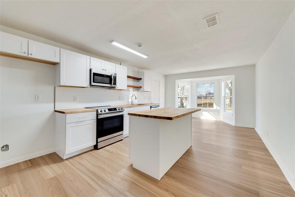 129 Western Avenue Property Photo