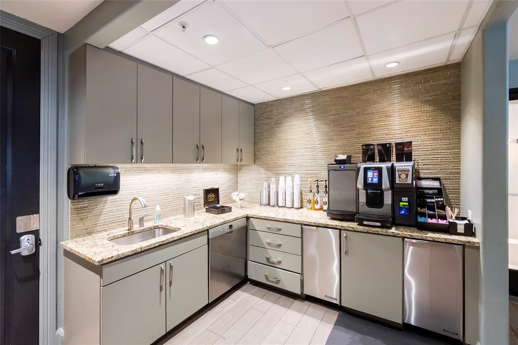 330 Las Colinas Boulevard 272 Property Photo 18