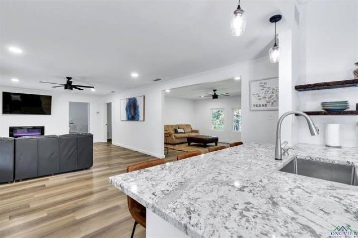 228 Stuart Drive Property Photo 10