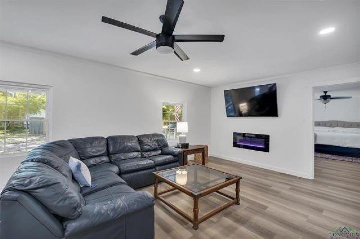 228 Stuart Drive Property Photo 11