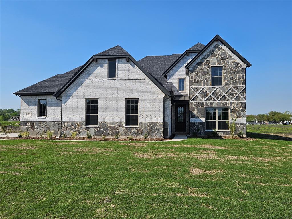 320 Magnolia Court Property Photo