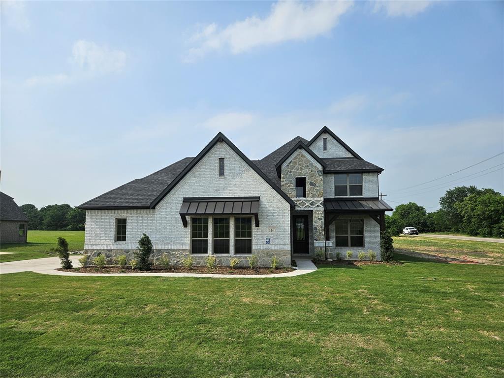 216 Redwood Circle Property Photo