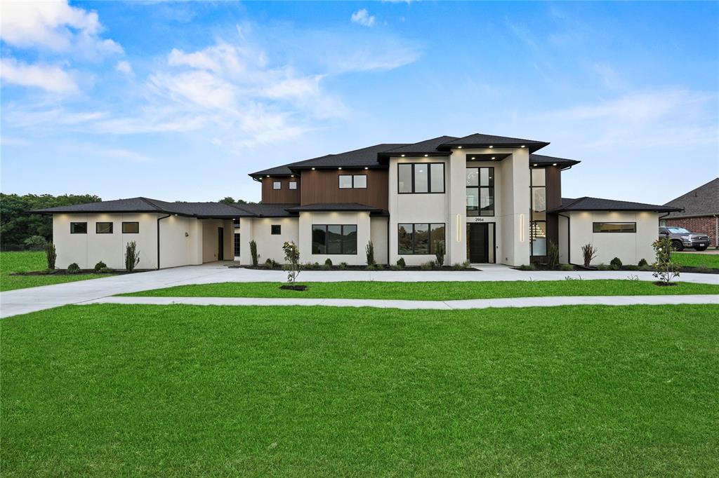 2964 Pinehurst Property Photo