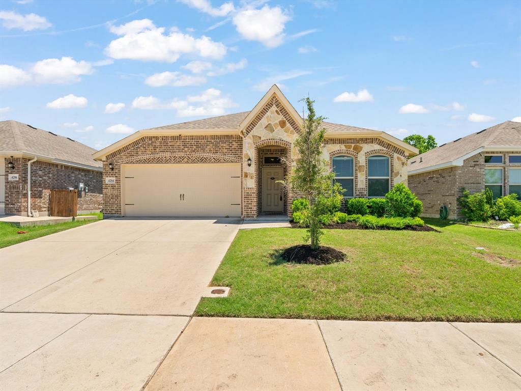 4204 Cordata Drive Property Photo 1