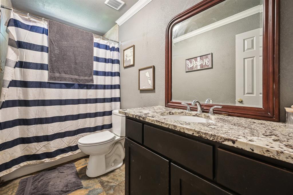104 S Cedar Street Property Photo 14