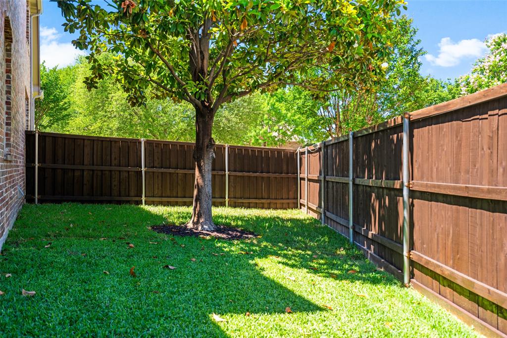 913 Bristlewood Drive Property Photo 38