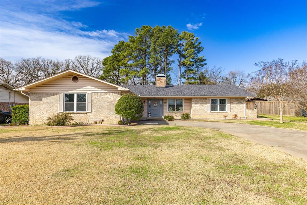 332 Azalea Drive Property Photo