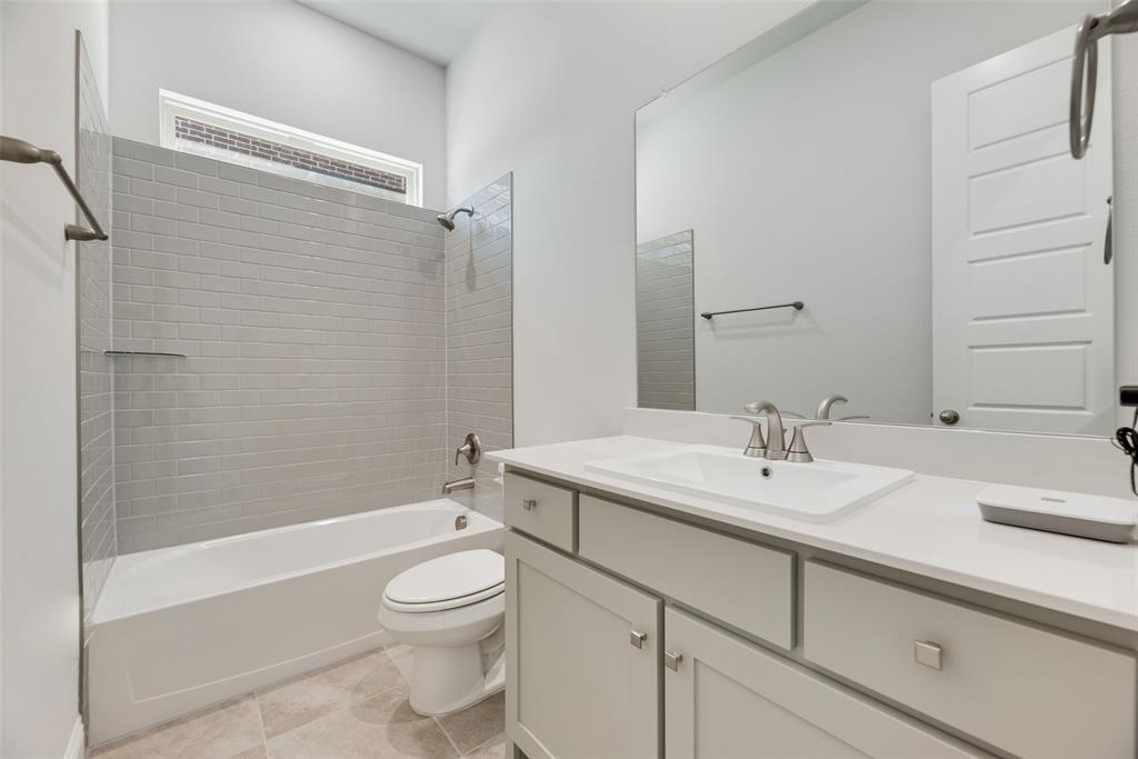 7111 Manhattan Drive Property Photo 25