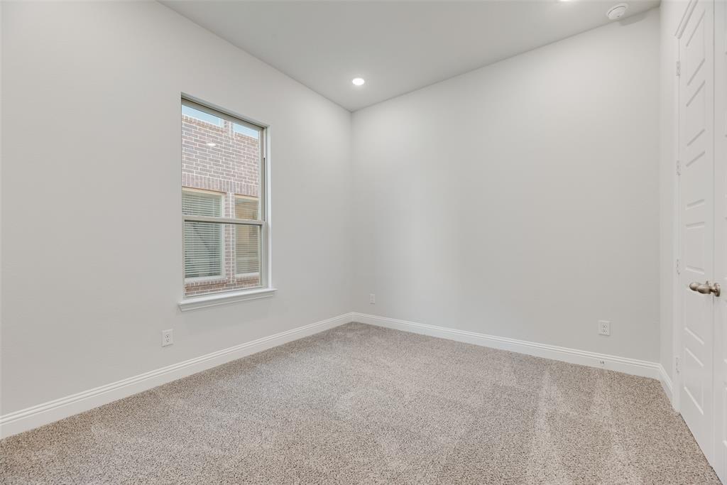 7111 Manhattan Drive Property Photo 26
