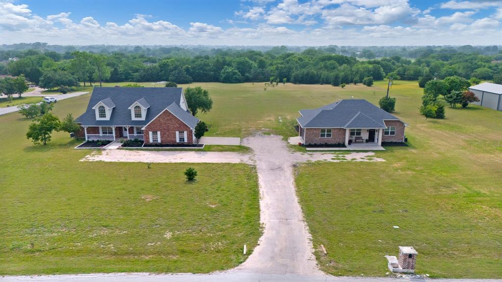 21 Graham Lane Property Photo