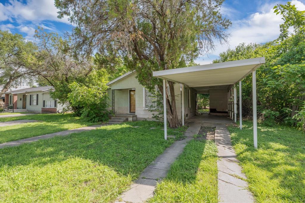 1105 Spring Branch Street